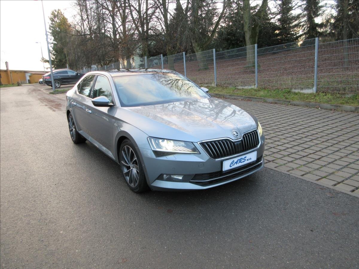 Škoda Superb