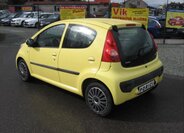 Peugeot 107 Hatchback 998,0 50 kw