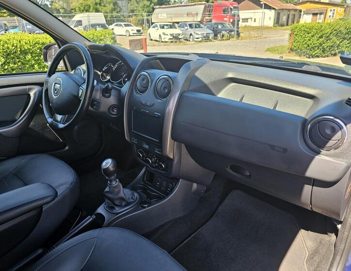 Dacia Duster 23