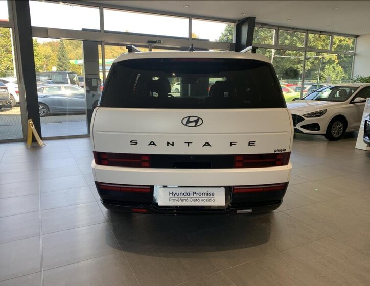 Hyundai Santa Fe SUV 1,6 l 178 kw