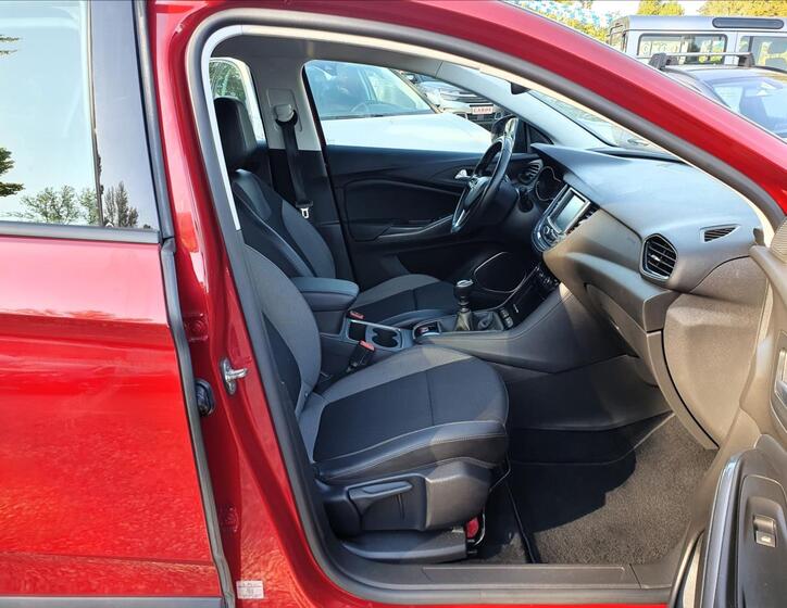 Opel Grandland X 12
