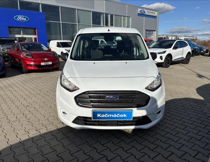 Ford Transit Connect 8