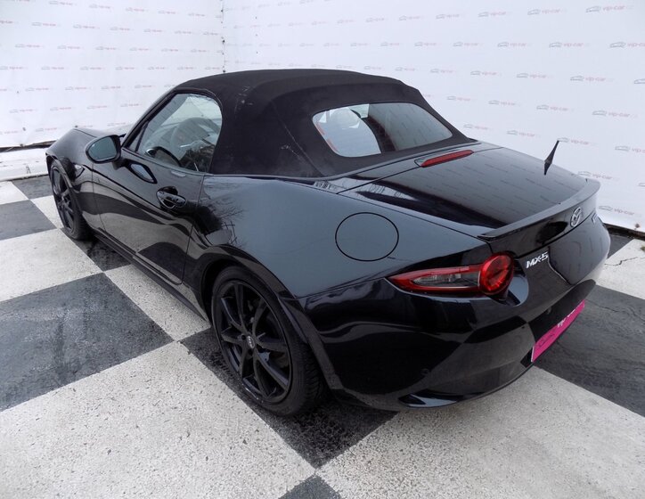Mazda MX-5 6