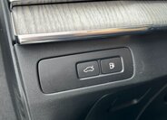 Volvo XC90 SUV / Terénní 2,0 l 335 kw