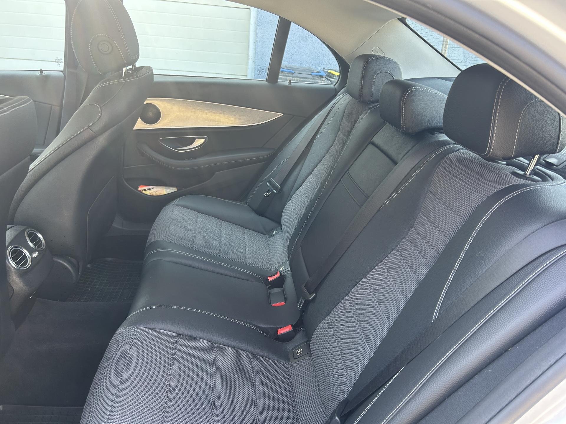 Mercedes-Benz Třídy E Sedan / Limuzína 3,0 l 190 kw