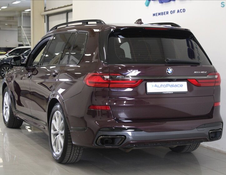 BMW X7 SUV / Terénní 3,0 l 250 kw