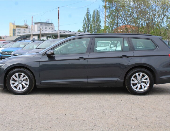 Volkswagen Passat Kombi 2,0 l 110 kw