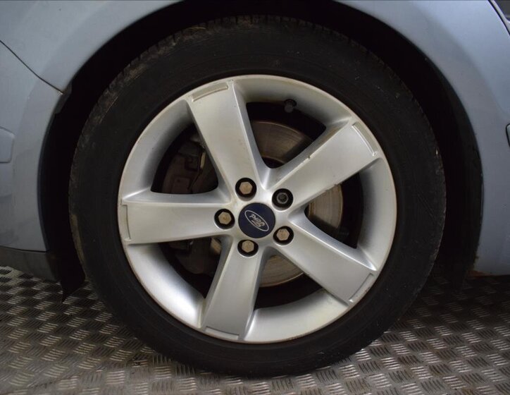 Ford S-MAX MPV 2,5 l 162 kw