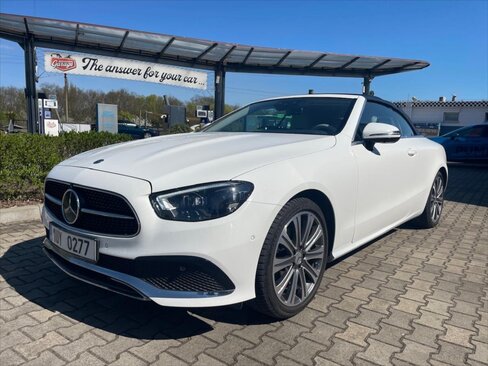 Mercedes-Benz Třídy E Kabriolet 2,0 l 190 kw