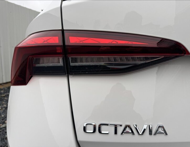 Škoda Octavia 16