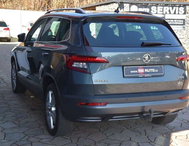 Škoda Karoq SUV / Terénní 1,5 l 110 kw