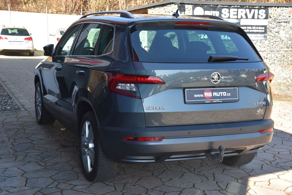 Škoda Karoq SUV / Terénní 1,5 l 110 kw