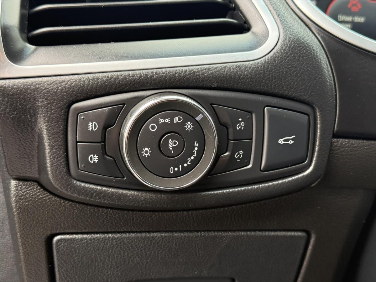 Ford Edge SUV / Terénní 2,0 l 154 kw
