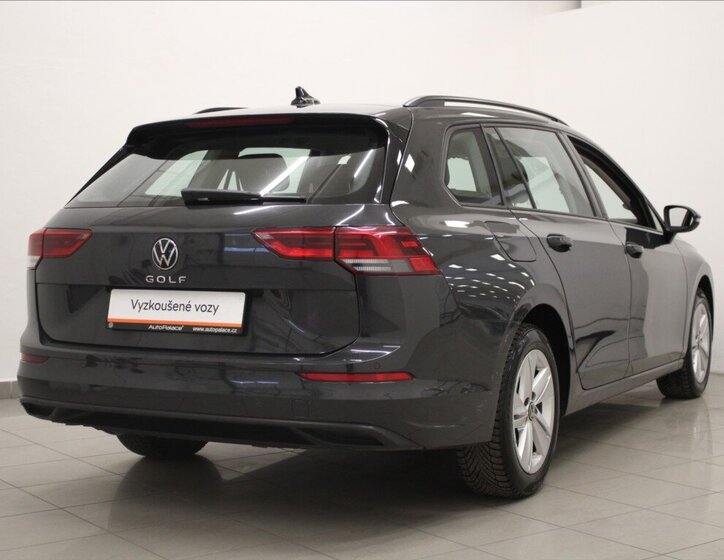 Volkswagen Golf Kombi 1,5 l 96 kw