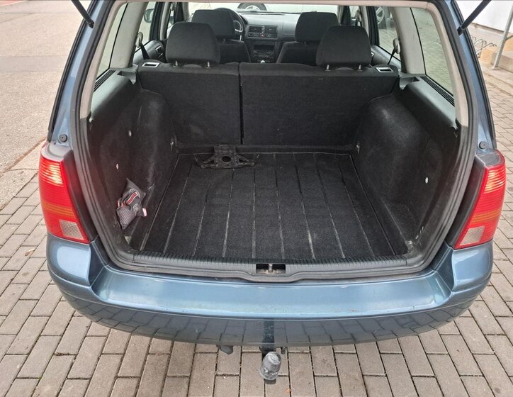 Volkswagen Golf 31
