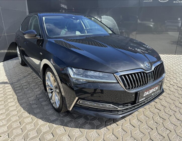 Škoda Superb Liftback 2,0 l 200 kw