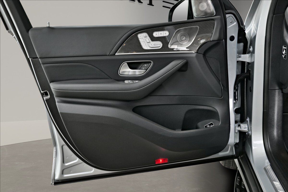 Mercedes-Benz GLE SUV / Terénní 4,0 l 450 kw