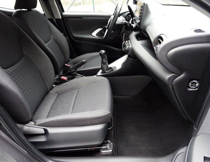 Toyota Yaris Hatchback 998,0 53 kw