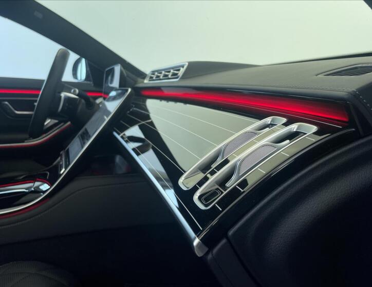 Mercedes-Benz Třídy S 16