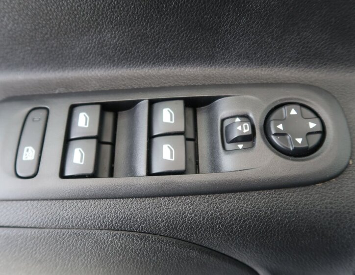 Opel Combo MPV 1,5 l 96 kw