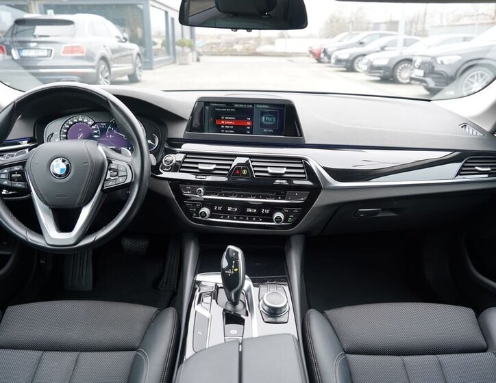 BMW Řada 5 Sedan 2,0 l 140 kw