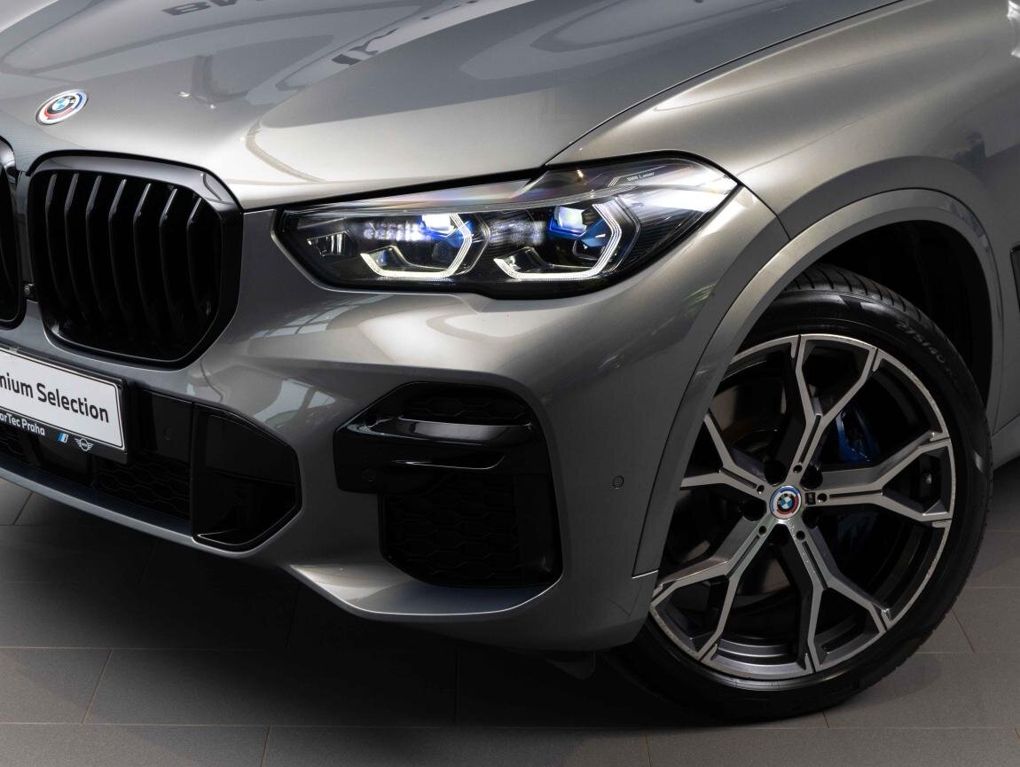 BMW X5 SUV / Terénní 3,0 l 210 kw