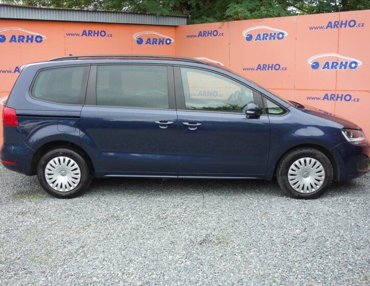 Volkswagen Sharan MPV 2,0 l 100 kw