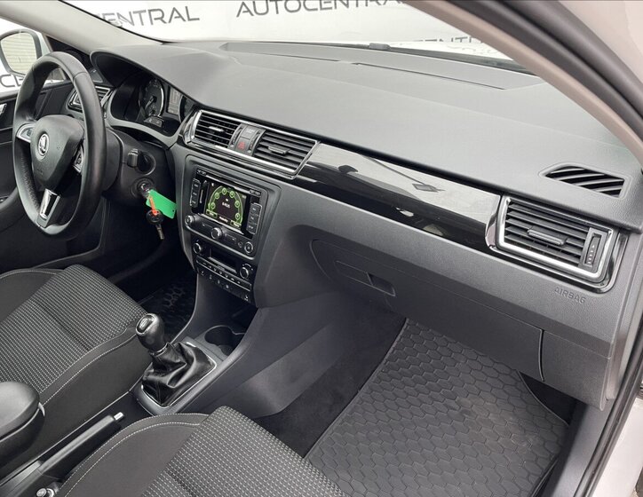 Škoda Rapid Hatchback 1,2 l 77 kw