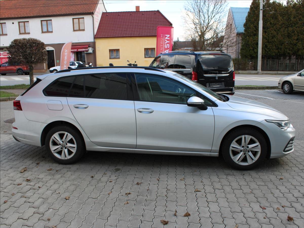 Volkswagen Golf Kombi 1,5 l 110 kw