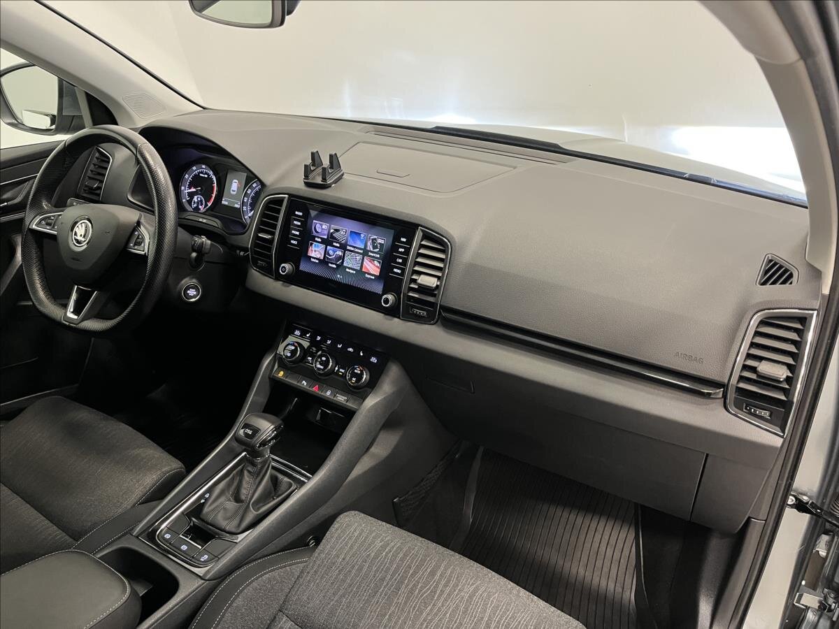Škoda Karoq SUV 1,5 l 110 kw