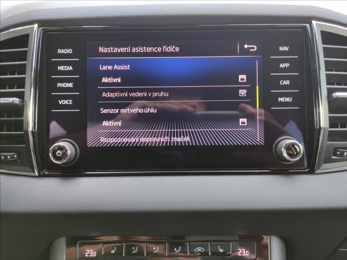 Škoda Karoq SUV 2,0 l 110 kw