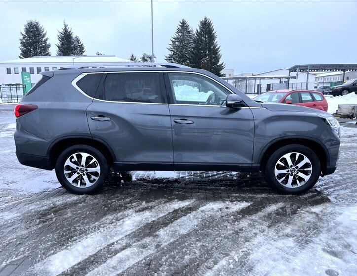 SsangYong Rexton Kombi 2,2 l 148 kw