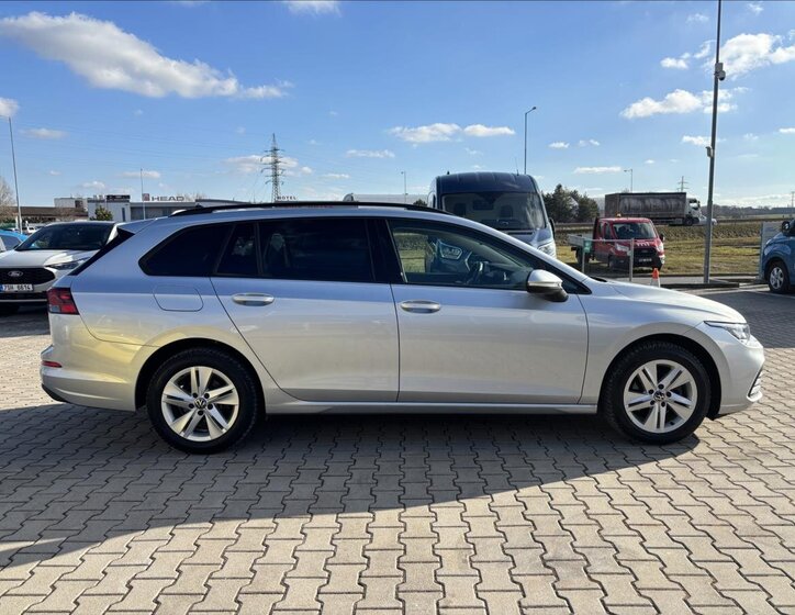 Volkswagen Golf Kombi 1,5 l 110 kw