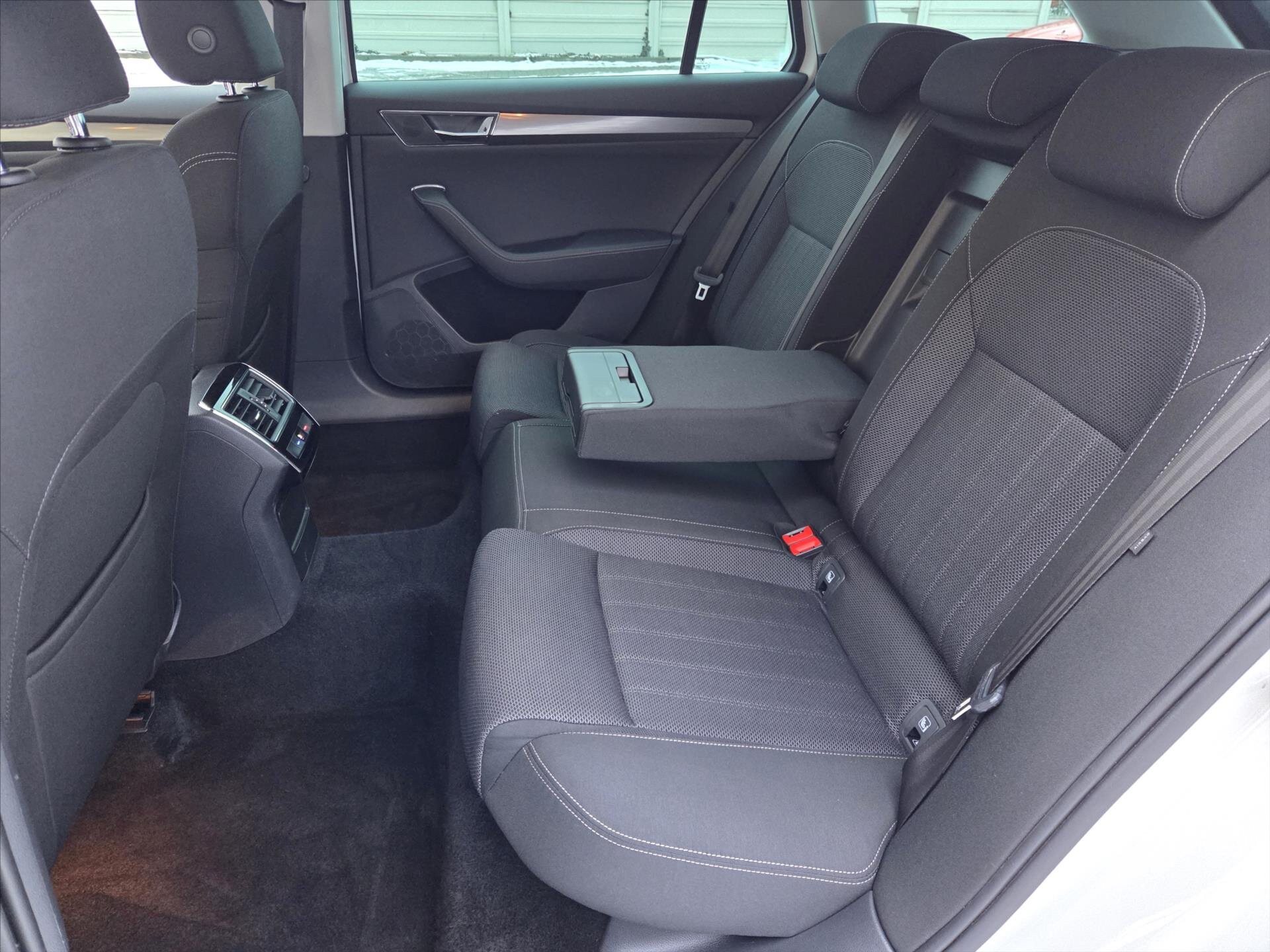 Škoda Superb Kombi 1,5 l 110 kw