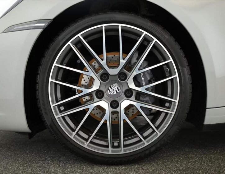 Porsche 911 Kabriolet 3,0 l 293 kw