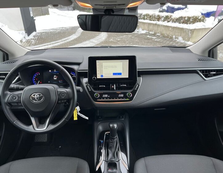 Toyota Corolla Sedan 1,5 l 92 kw