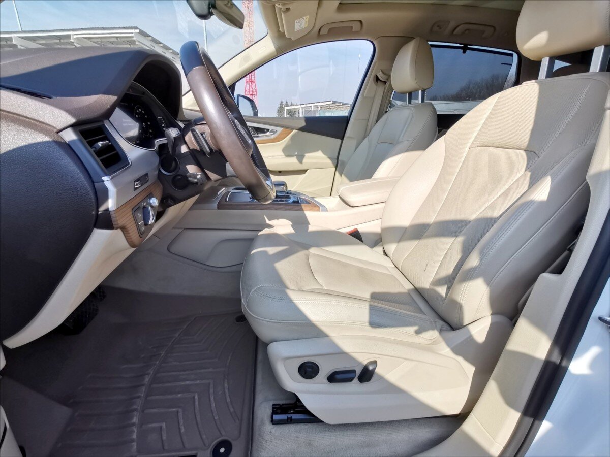 Audi Q7 SUV / Terénní 3,0 l 200 kw