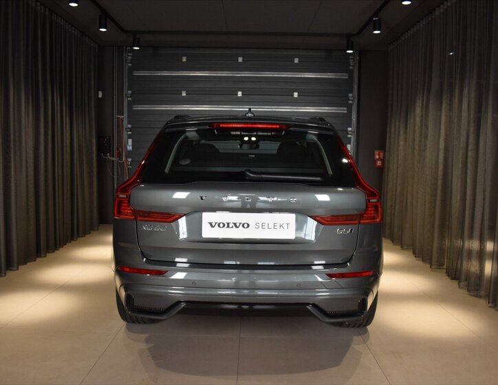 Volvo XC60 SUV / Terénní 2,0 l 184 kw