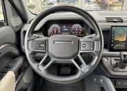 Land Rover Defender 27