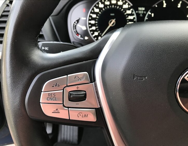 BMW X3 SUV / Terénní 2,0 l 140 kw