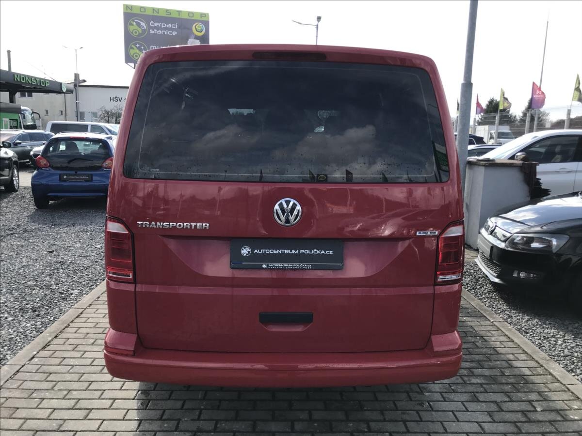 Volkswagen Transporter Kombi 2,0 l 62 kw