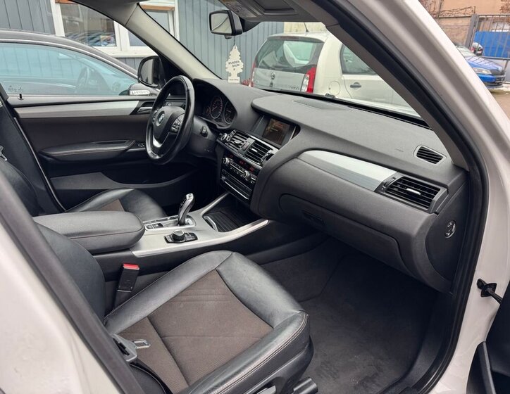 BMW X3 SUV 2,0 l 140 kw