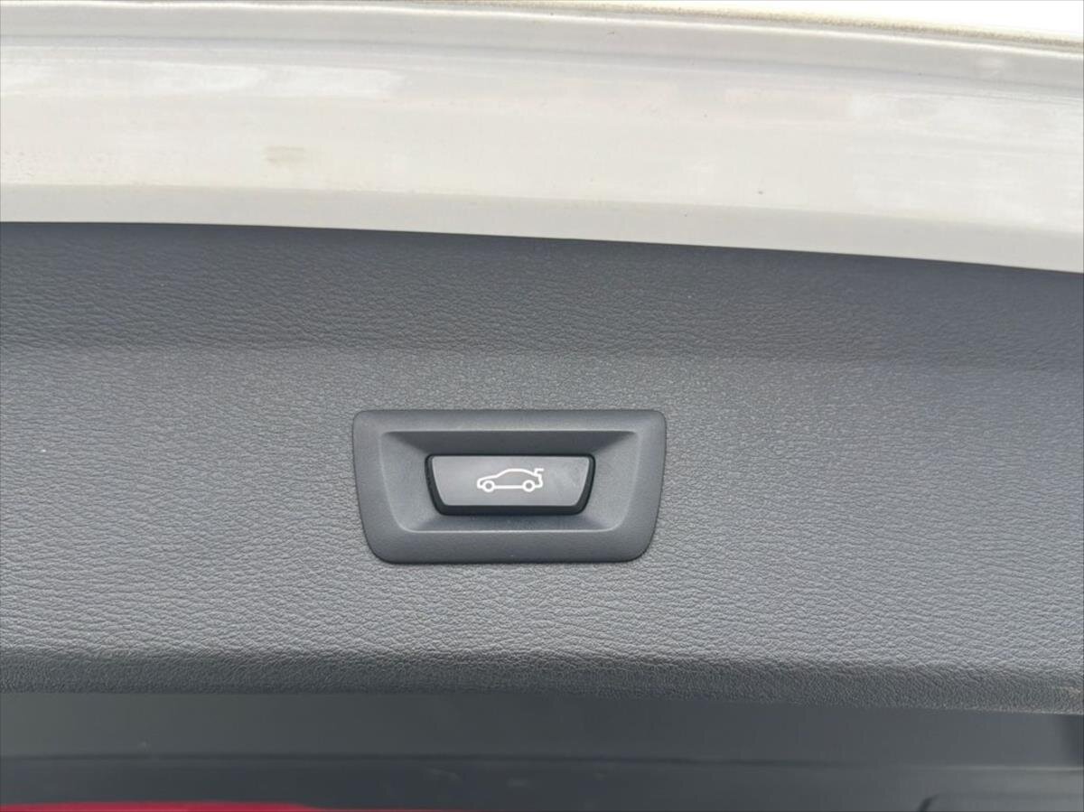 BMW X1 Kombi 2,0 l 140 kw