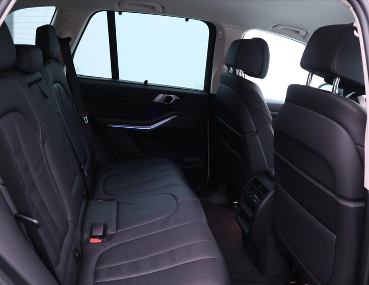 BMW X5 SUV / Terénní 3,0 l 245 kw