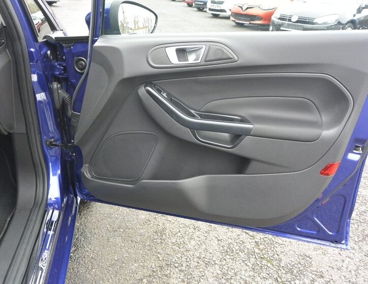 Ford Fiesta Hatchback 998,0 74 kw