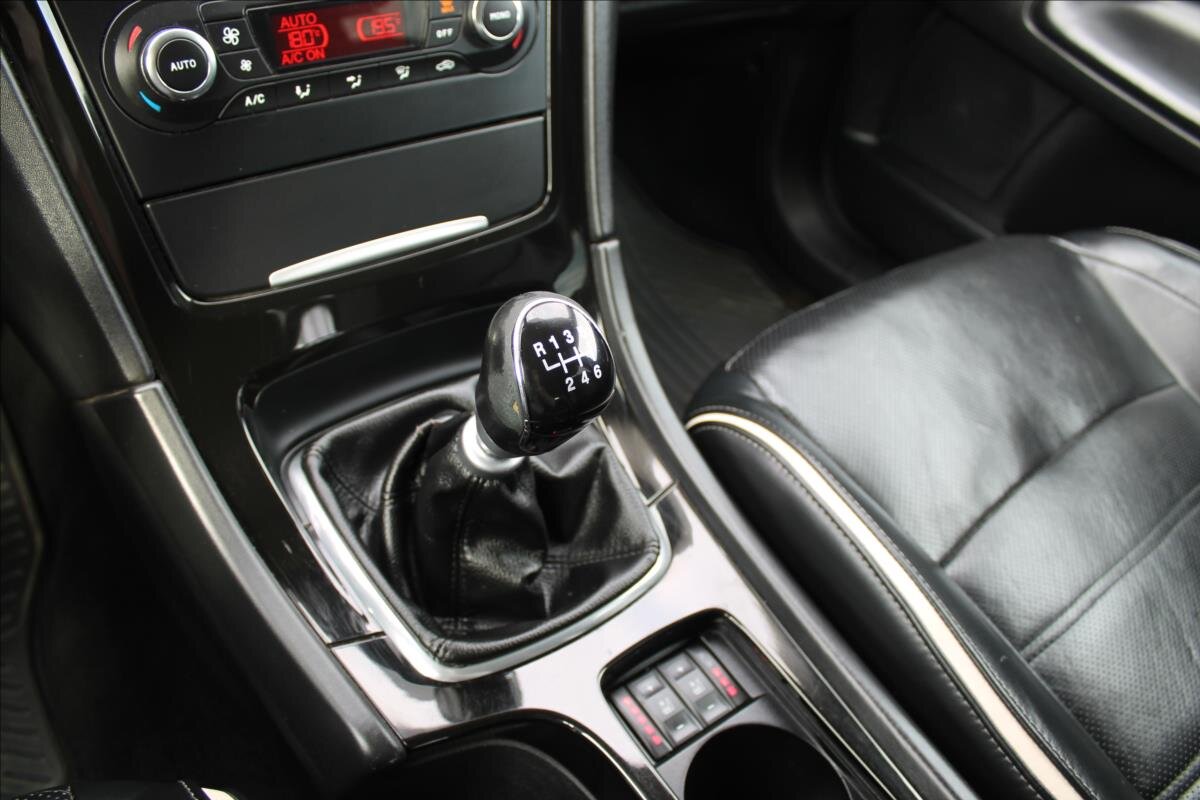 Ford Mondeo Kombi 2,0 l 103 kw