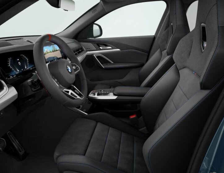 BMW X2 SUV 2,0 l 221 kw