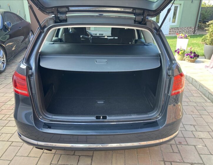 Volkswagen Passat Kombi 2,0 l 103 kw