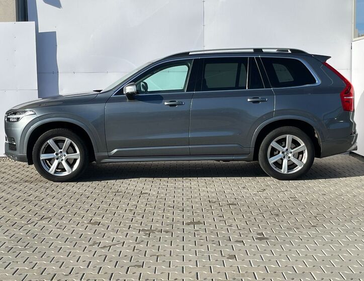 Volvo XC90 9