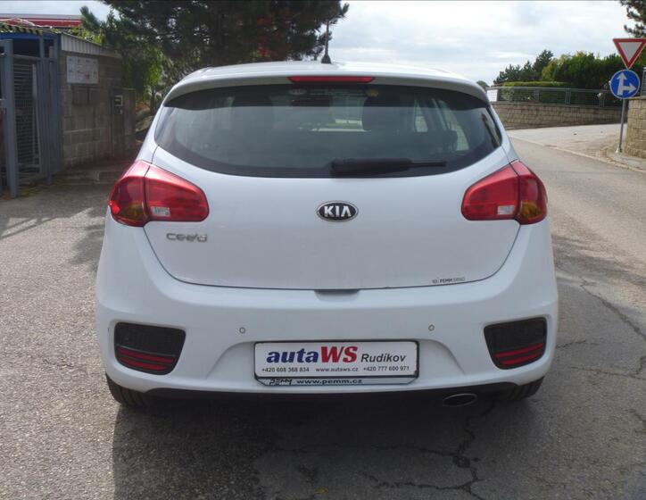 KIA Ceed 5
